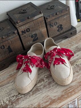 Madden Girl Mimii Bandana Lace Espadrille Platform Sneakers Oatmeal Multi Size 8